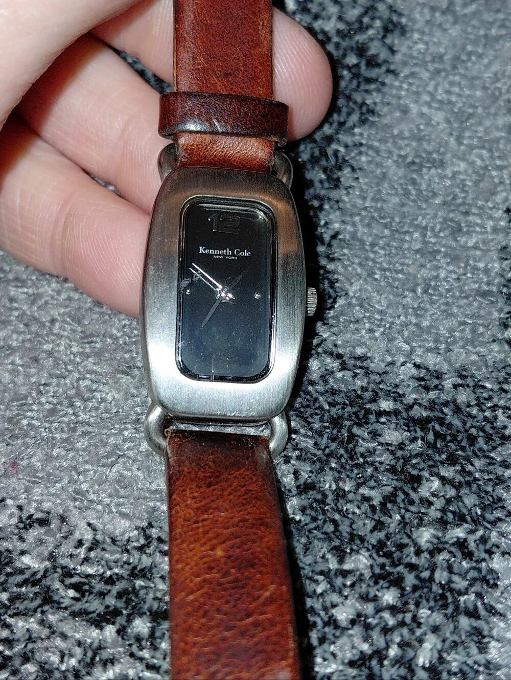 Kenneth Cole vintage kenneth